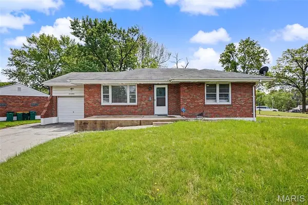 9448 Ardmore DR, Bellefontaine Nghbrs, MO 63137
