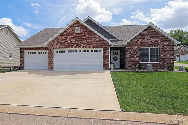 340 Cottonwood LN, Farmington, MO 63640