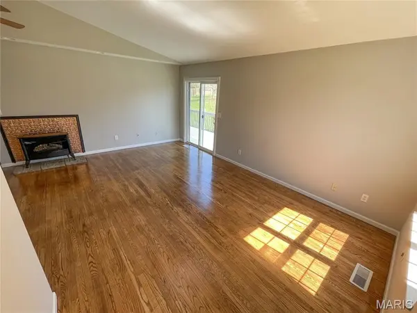 133 Rio Verde DR, Belleville, IL 62221