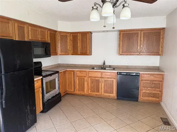 7 Rocky Top Ridge RD, Brumley, MO 65017