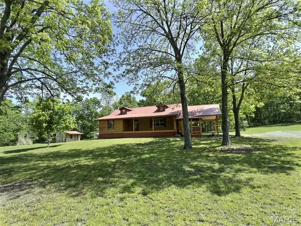 6135 Wayne Route D, Greenville, MO 63944