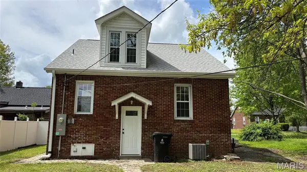 910 N Church ST, Belleville, IL 62220