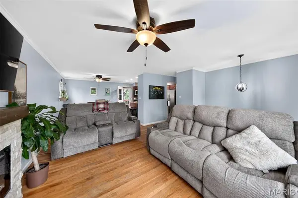 309 Wembley LN, Manchester, MO 63021