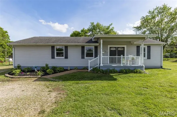 130 Burks RD, Farmington, MO 63640