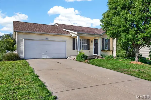 2289 Paige Marie DR, Warrenton, MO 63383