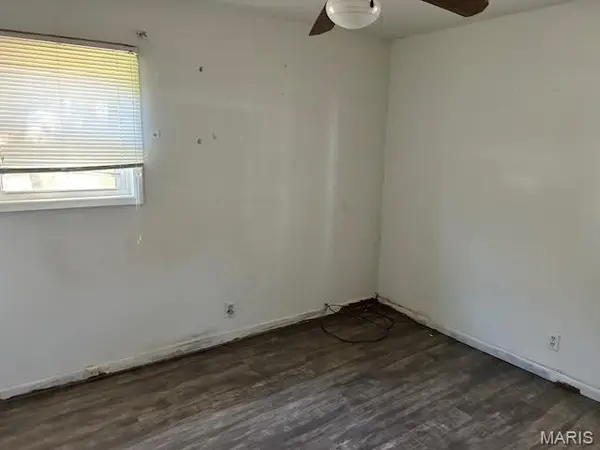 209 Kell RD, Catron, MO 63833