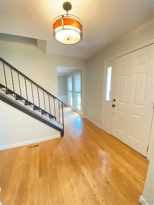 2268 Kittridge CT, Chesterfield, MO 63017