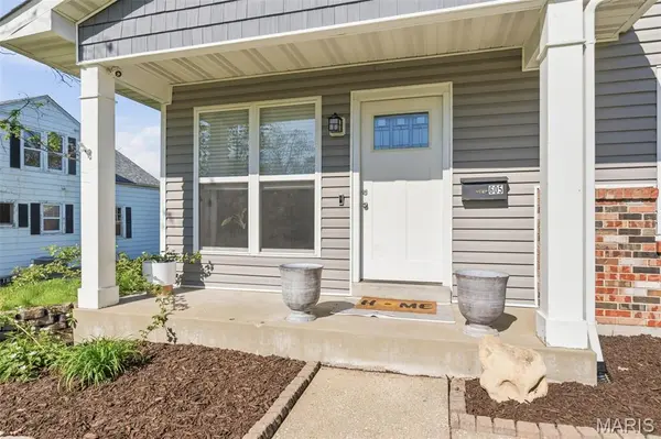 605 Cherry LN, Warrenton, MO 63383