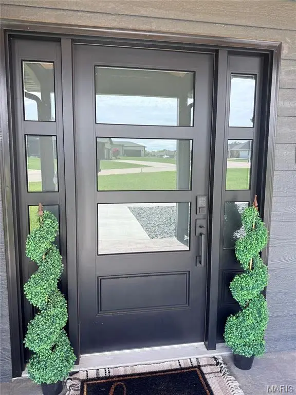 265 Gala, Hannibal, MO 63401