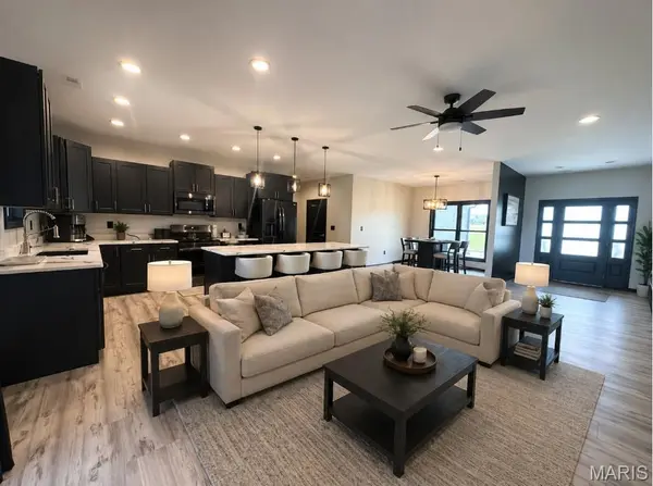 265 Gala, Hannibal, MO 63401