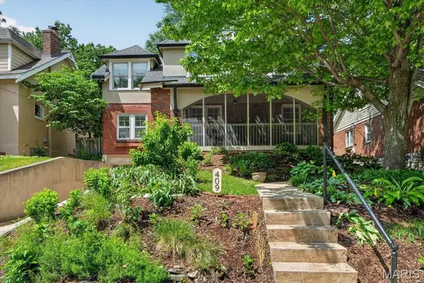 409 Summit AVE, Webster Groves, MO 63119