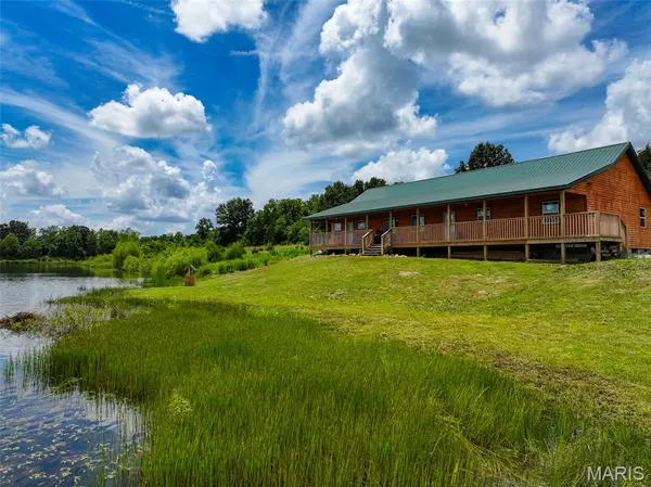 8638 SE Highway 54, Collins, MO 64738