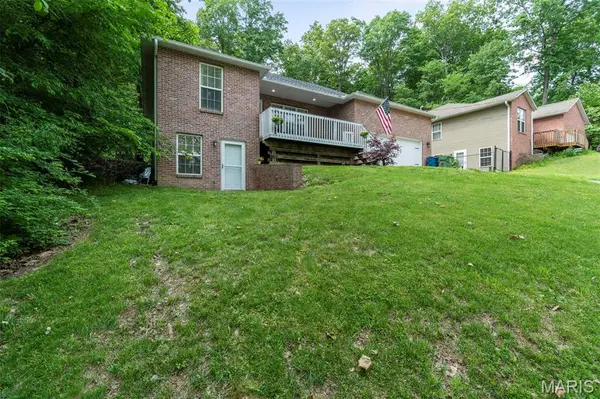 1758 Bella Vista DR, Jackson, MO 63755