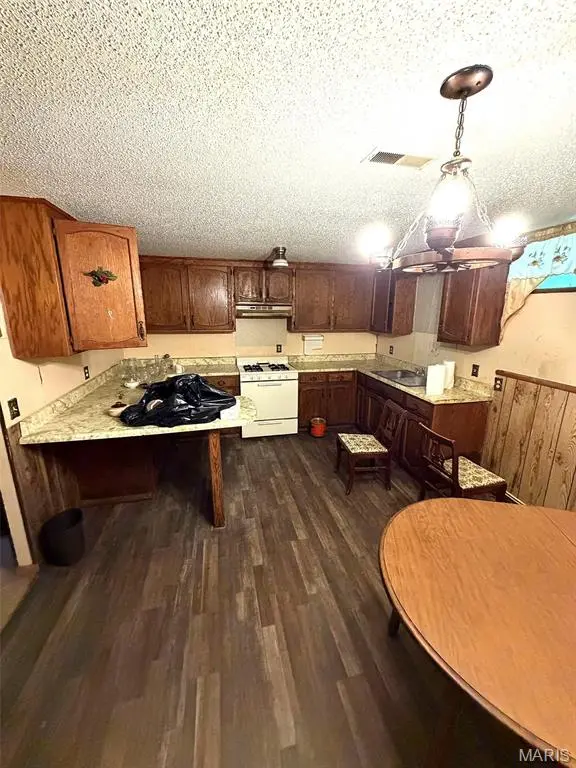 337 Cottonwood BR, Richland, MO 65556
