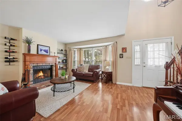 2514 Barrett Place DR, Ballwin, MO 63021