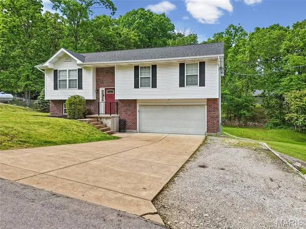 4409 Mockingbird LN, Hillsboro, MO 63050