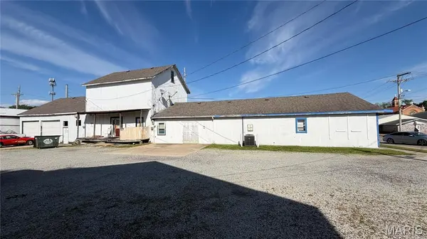 301 E Liberty ST, Farmington, MO 63640