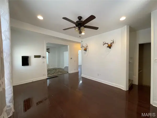 7214 Saint Elmo AVE, Maplewood, MO 63143