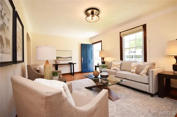 1316 Belton AVE, Webster Groves, MO 63119