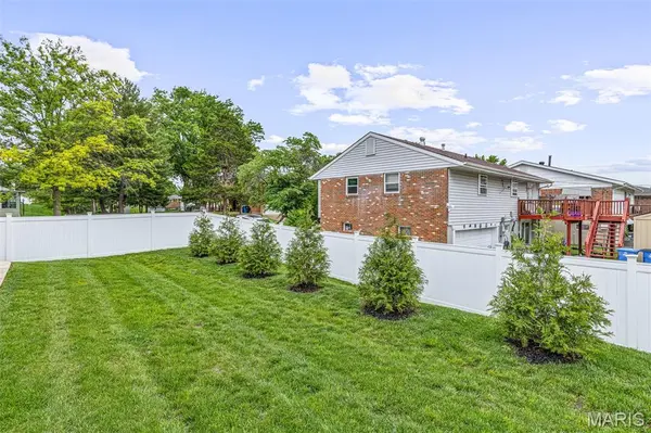 625 Lind RD, Unincorporated, MO 63125
