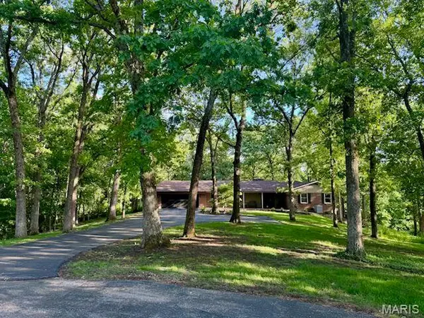 11427 Westhill DR, Festus, MO 63028
