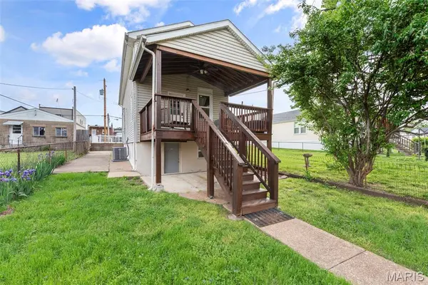 5226 Elizabeth AVE, St Louis, MO 63110