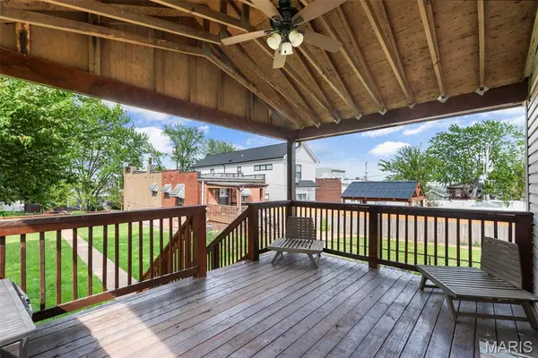 5226 Elizabeth AVE, St Louis, MO 63110