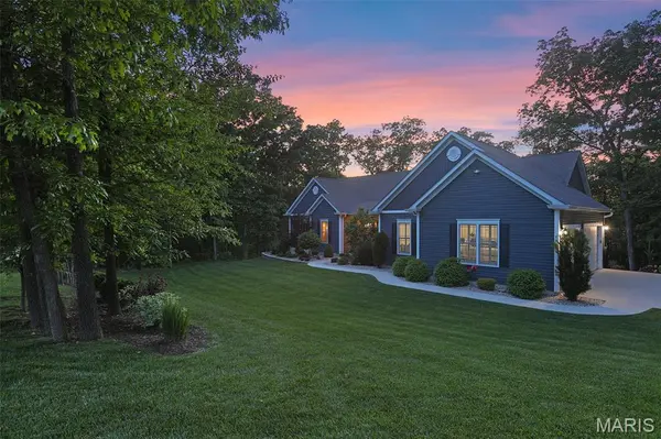 839 Elizabeth Ann LN, Labadie, MO 63055