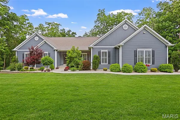 839 Elizabeth Ann LN, Labadie, MO 63055