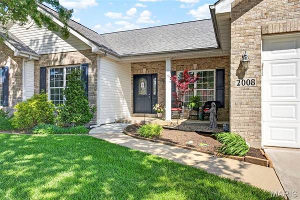 2008 Blossom Bay CT, St Peters, MO 63376