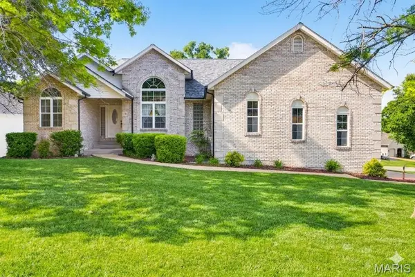 18 Ashford PL,  Festus,  MO 63028