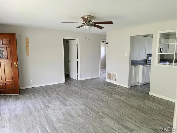 446 Kathryn DR, Arnold, MO 63010