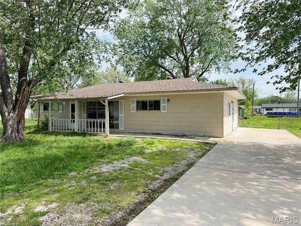 446 Kathryn DR, Arnold, MO 63010