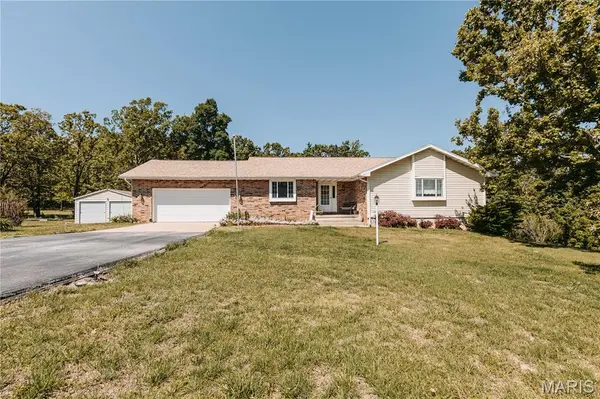 26225 Rambling LN,  Richland,  MO 65556
