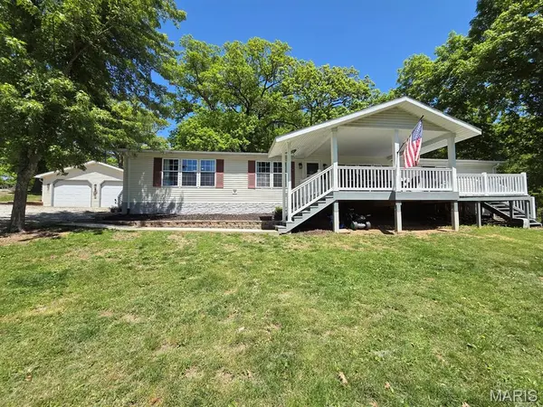 34045 Lake Shore DR, Canton, MO 63435