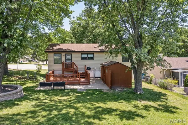 3161 Donnycave LN, Maryland Heights, MO 63043