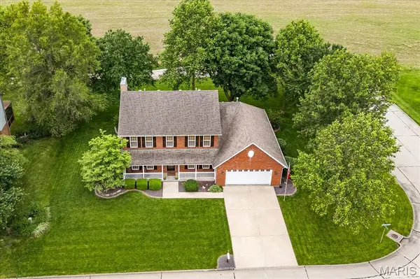 320 Summers TRCE, Belleville, IL 62220