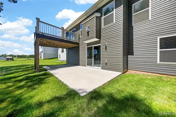 5634 Sun Bear DR, House Springs, MO 63051