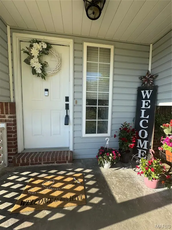 1018 Sara Jane LN, St Clair, MO 63077