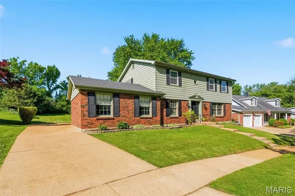 10246 Gregory CT, St Louis, MO 63128
