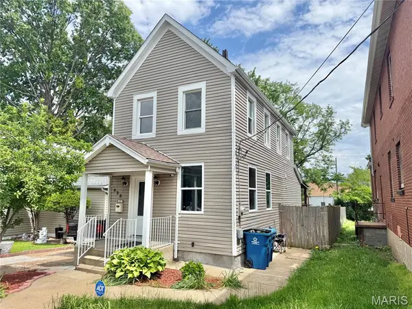 838 Wachtel AVE, St Louis, MO 63125