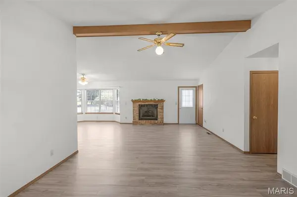 1681 Ridge RD, Jackson, MO 63755