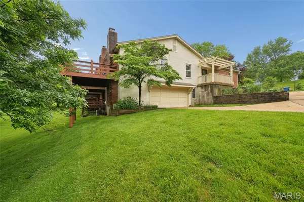 3024 Autumn Lakes CT, Maryland Heights, MO 63043