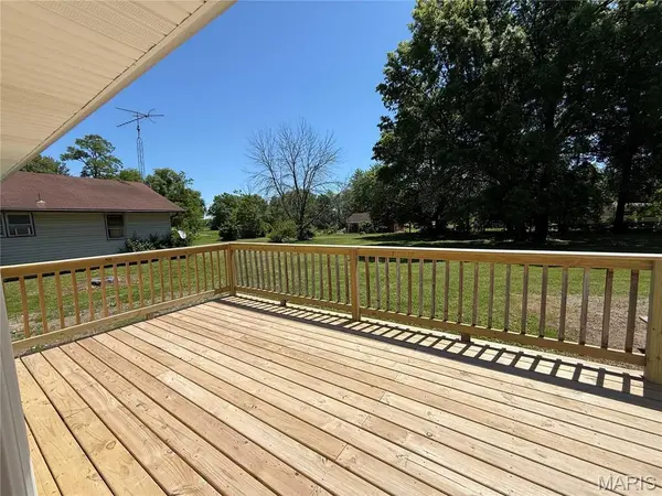 548 N Second ST, Wellsville, MO 63384