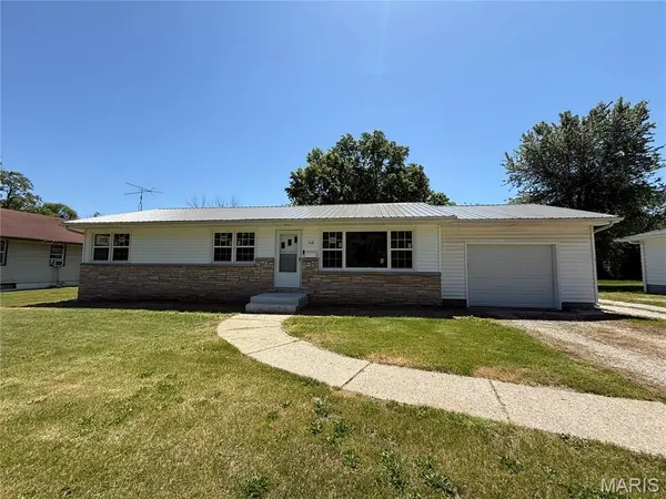 548 N Second ST, Wellsville, MO 63384