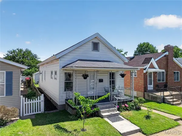 5305 Blow ST, St Louis, MO 63109