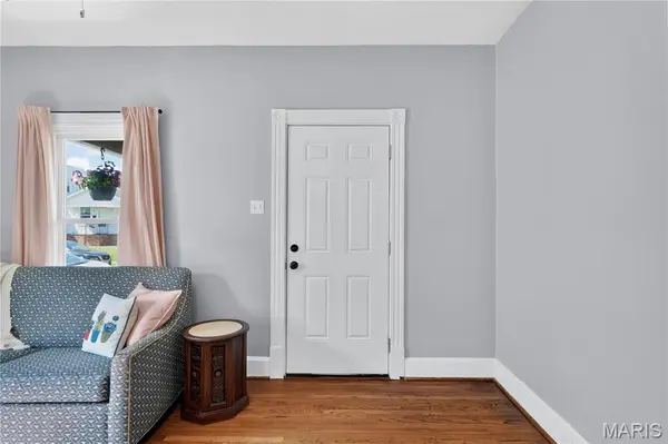 5305 Blow ST, St Louis, MO 63109
