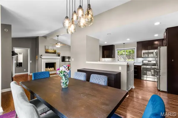 10147 Maebern TER, Crestwood, MO 63126
