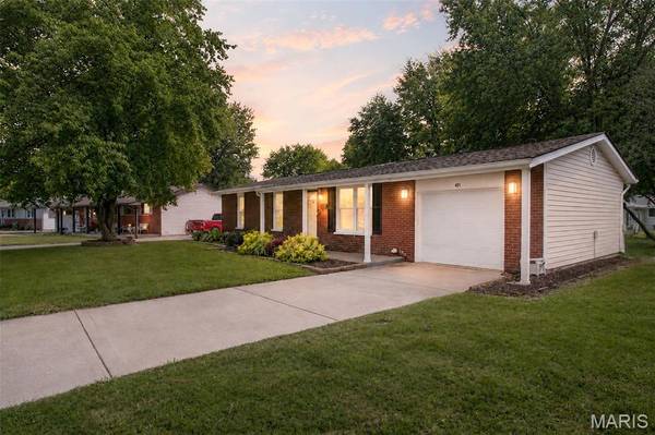 421 Montana ST, Bethalto, IL 62010