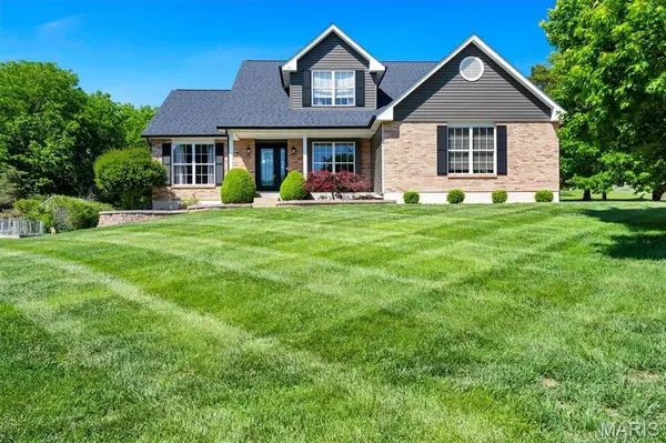 131 Bridgewater Chase LN, Villa Ridge, MO 63089